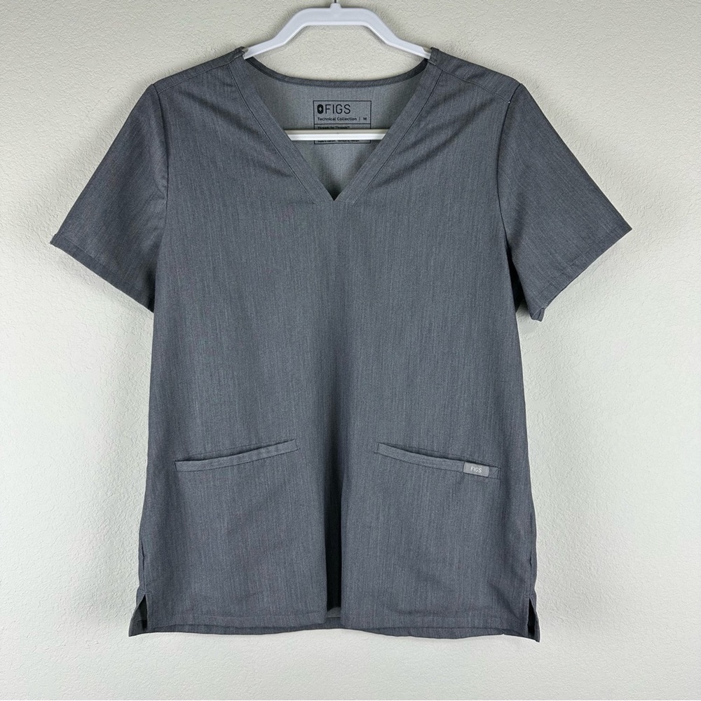 Figs Gray Casma Three Pocket Short Sleeve Medical Nursing Scrub Top Medium